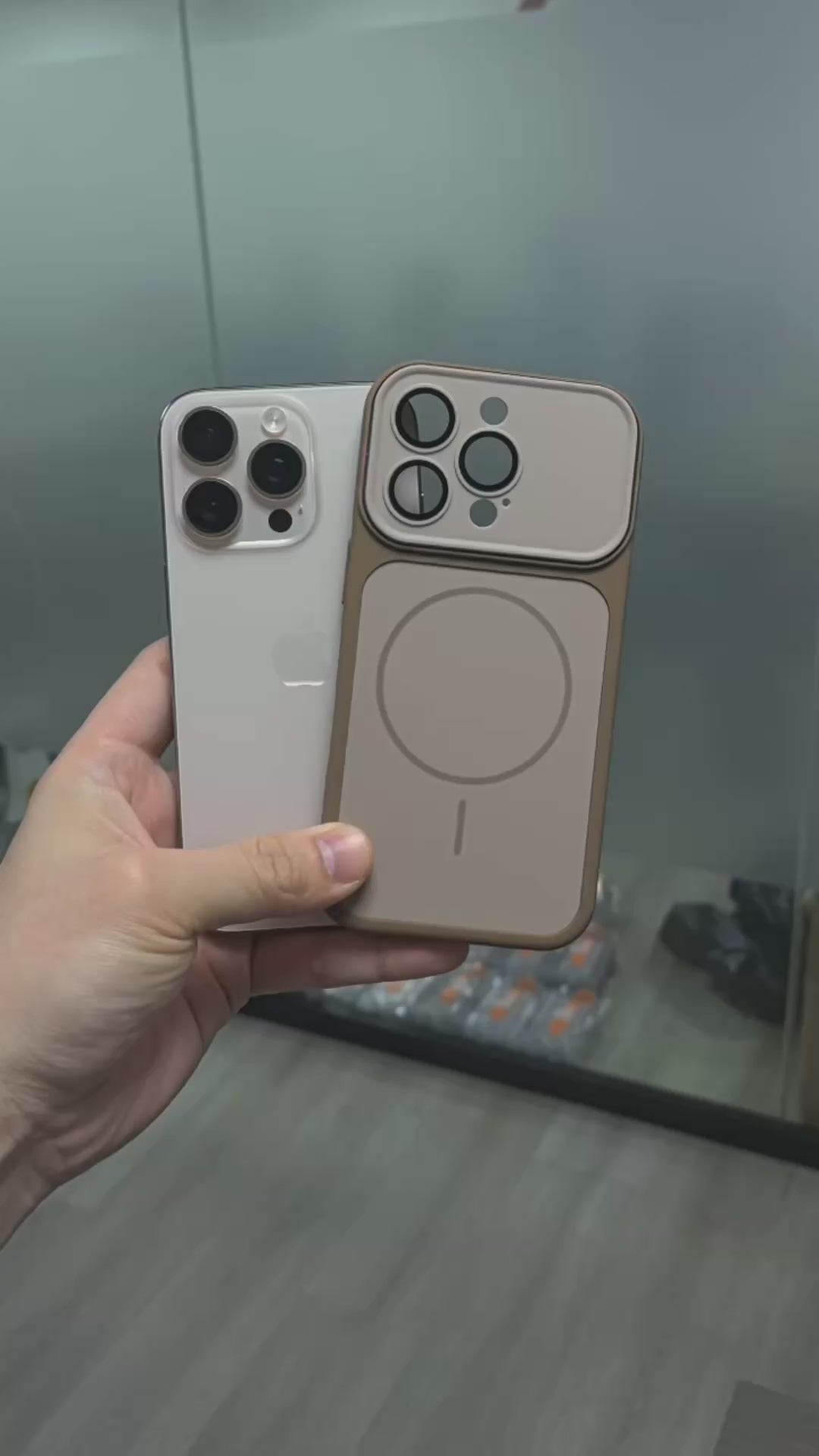 MODEL NOU - Husă design iPhone 17